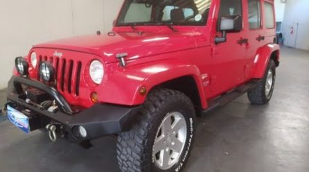 Jeep Wrangler Unlimited Sahara V6 3.8 Gasolina 4×4 Automático 2011