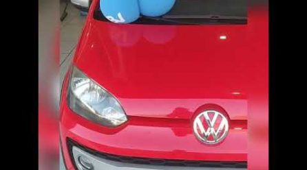 Volkswagen UP Cross 1.0 Turbo Flex 2016