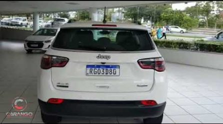JEEP COMPASS LONGITUDE 4×4 AUTOMÁTICO